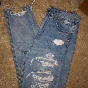 American Eagle Mom Jeans